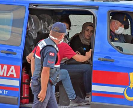 yasak aşk iddiası! Kelepçelenerek götürüldü