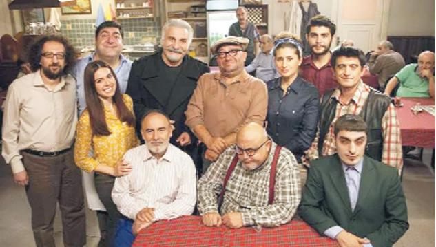 bir dönemlerin izlenme rekorları kıran dizisi ekmek teknesi..