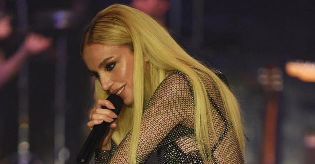 Ünlü şarkıcıdan ilk açıklama bakın ne oldu!