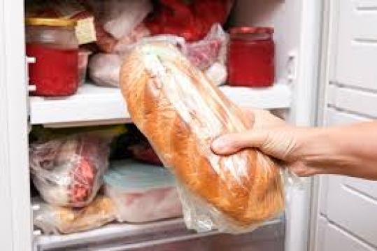 Buzluğa Ekmek Koyanlar