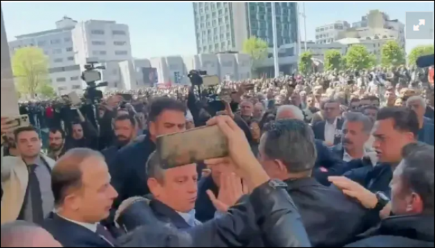 özel saldırıya uğradı