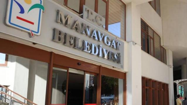 CHP'li 2 iş insanı tahliye edildi