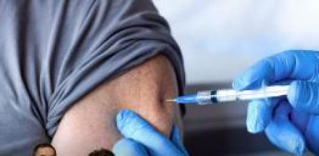 Covid-19 aşısı olanlar dikkat