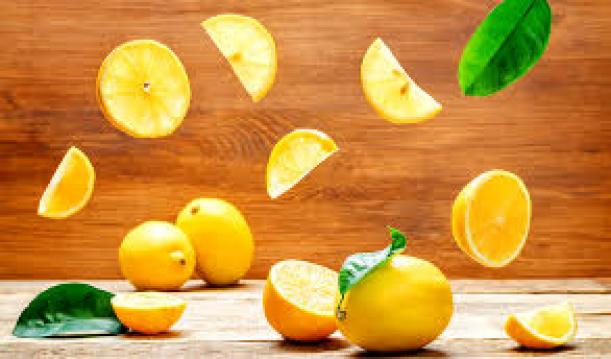 Her sabah limonlu su