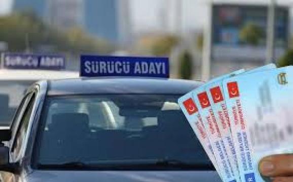 Ehliyete Yaş Sınırlamasımı Geliyor